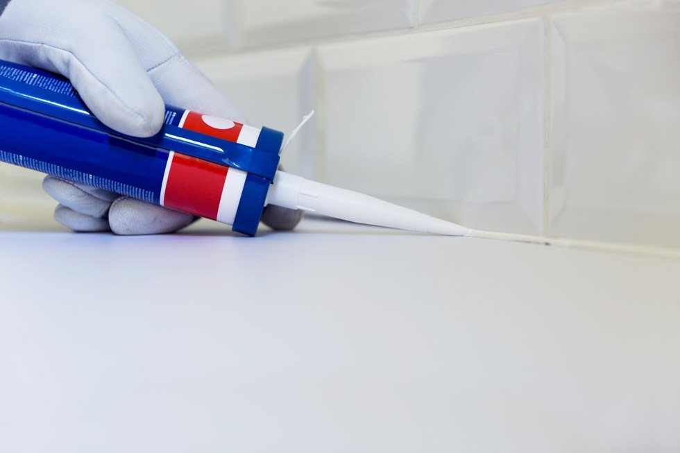 Caulking around a tub and tile